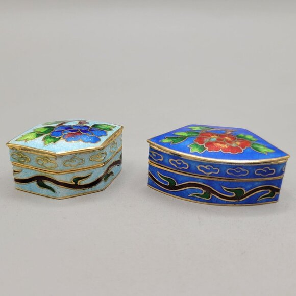 Vintage Cloisonné Enamel Trinket Pill Boxes Hexagon and Fan Shape Floral Set 2 - Picture 2 of 9